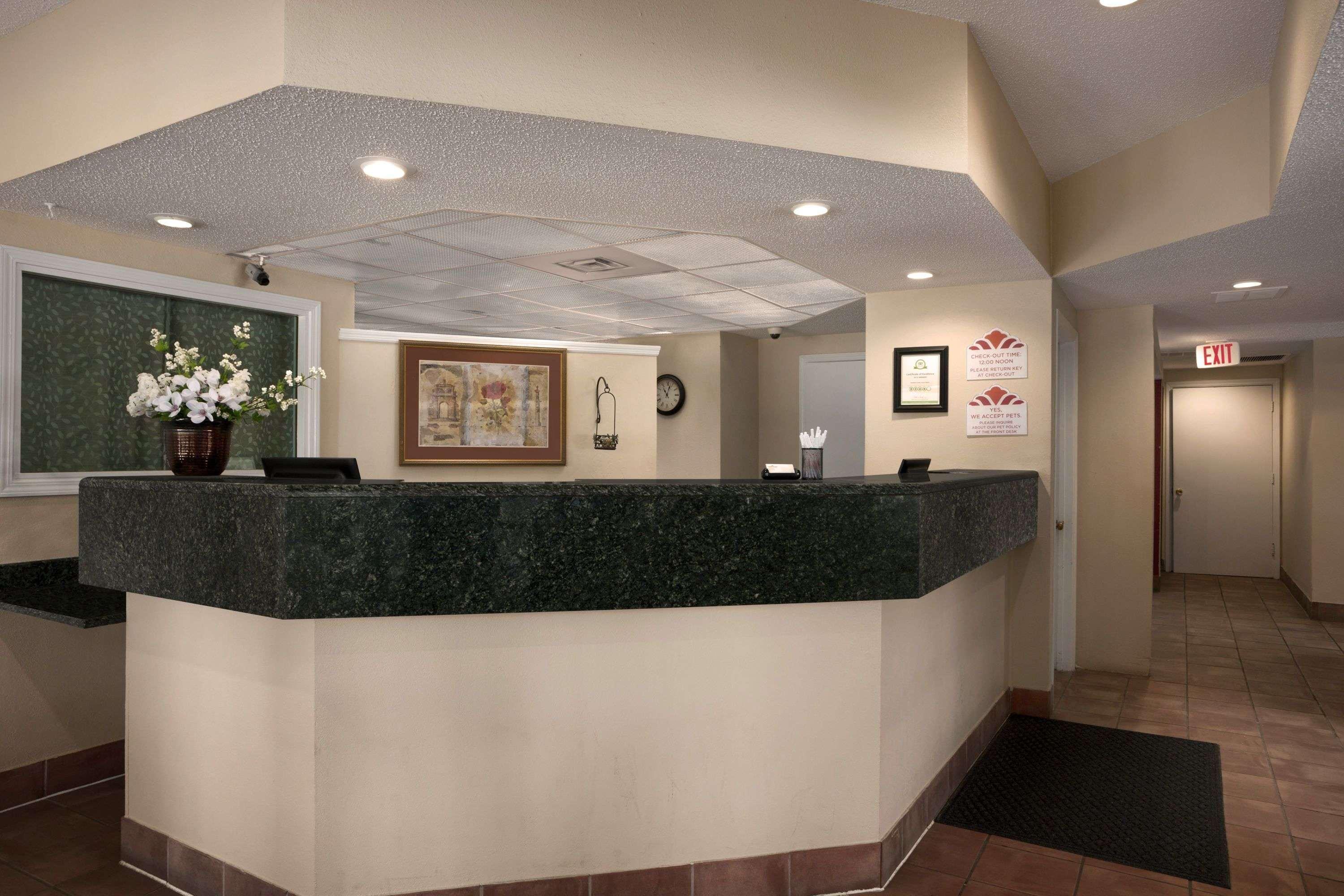 Affordable Suites Of America Grand Rapids Kentwood Exterior foto