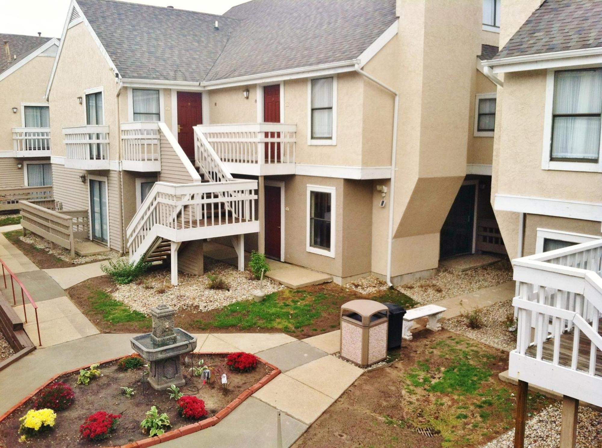 Affordable Suites Of America Grand Rapids Kentwood Exterior foto